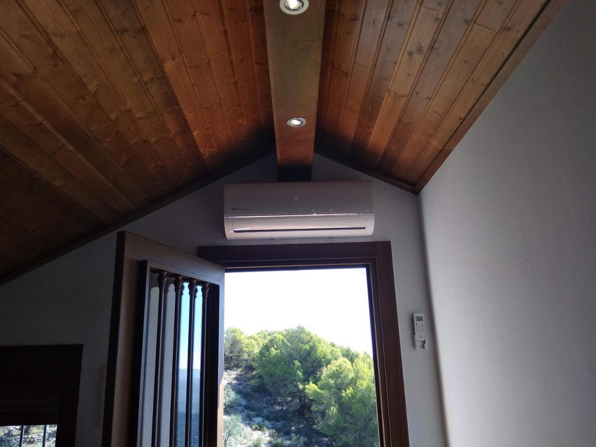 Casa Rural La Revuelta Con Las Mejores Vistas A La Naturaleza Yunquera Esterno foto